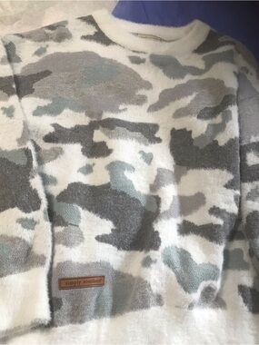 Simply Southern White, Gray & Light Blue Camo Fuzzy Pullover
